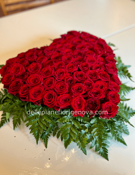 Cuore di rose rosse