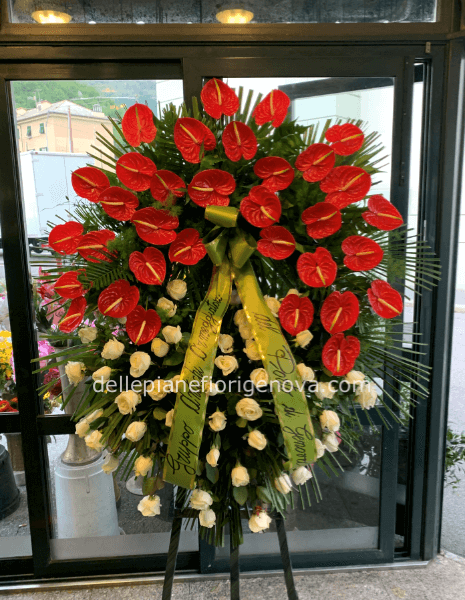 Corona funebre con tipo fiori da concordare