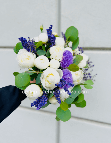 Bouquet Peonie Bianche