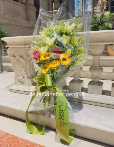 Mazzo Funebre con fiori freschi assortiti